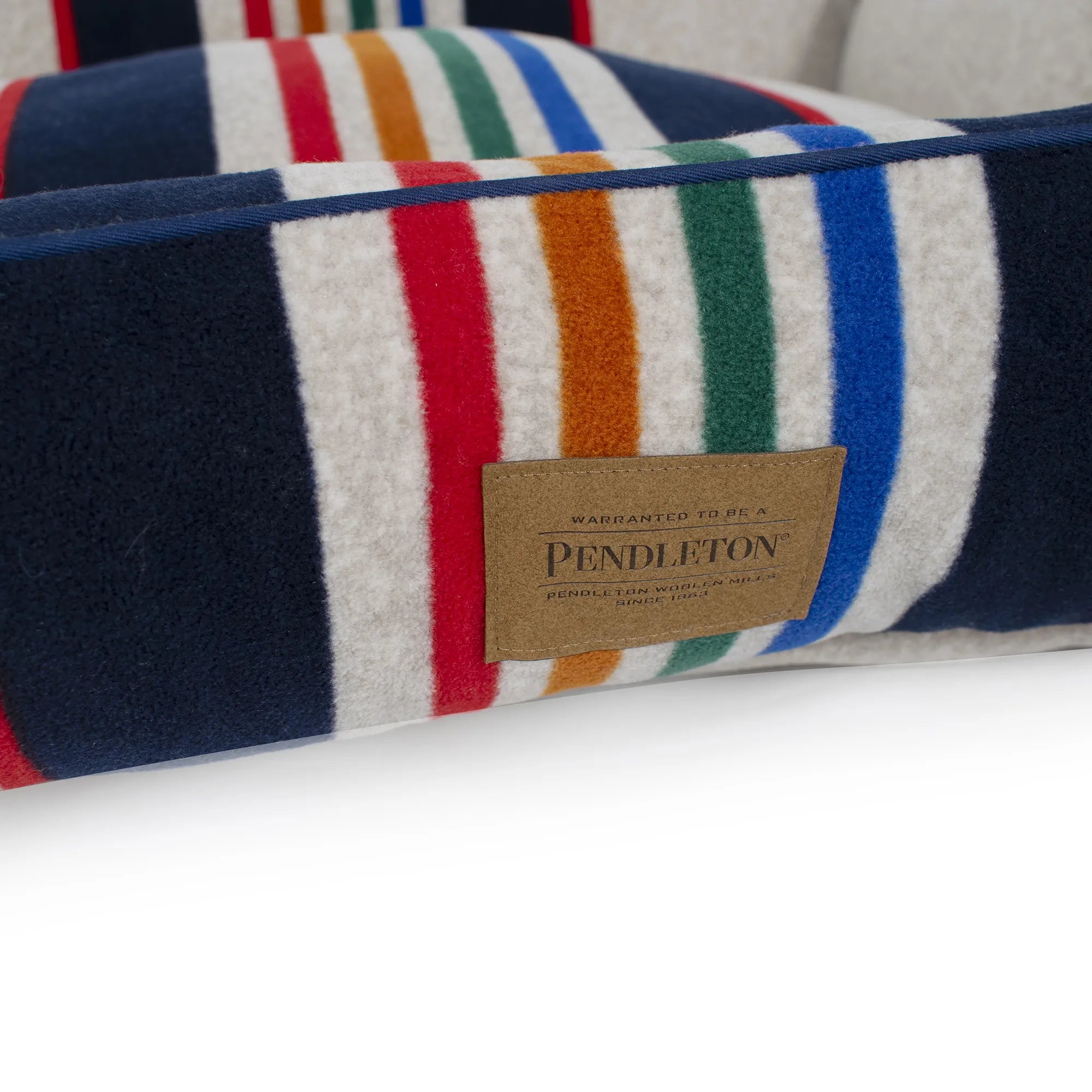 Pendleton Park Cuddler | Yellowstone