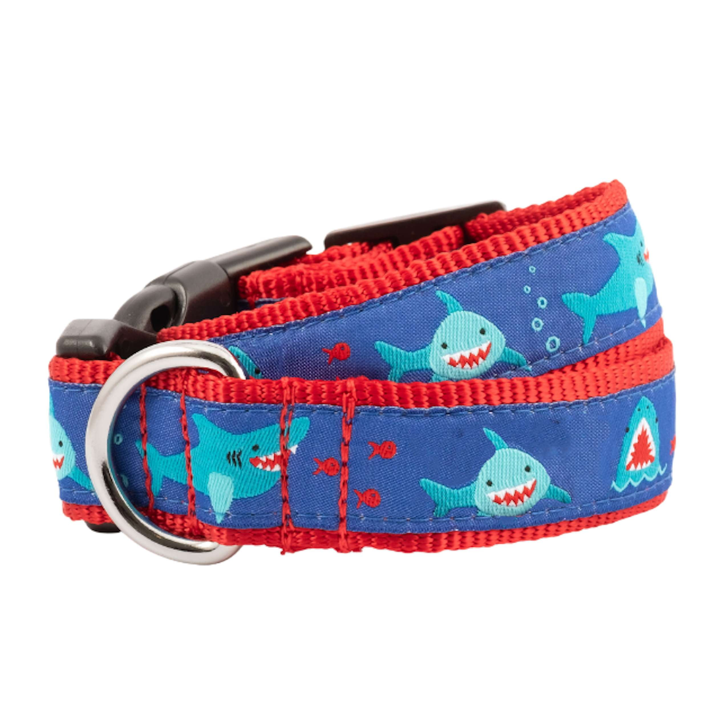 chomp-sharks-dog-leash